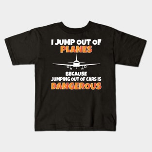 I Jump out of Planes funny Parachute Kids T-Shirt